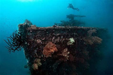 Mysterious Ghost Fleet of Truk Lagoon Truk Lagoon, known as Chuuk – a group of tropical paradise ...