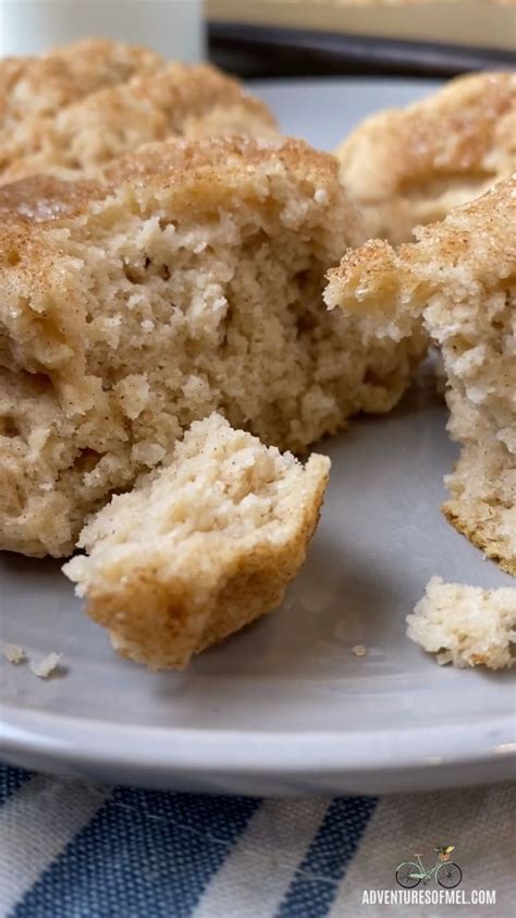 Bisquick Cinnamon Scones with Crisp Sugar Topping [Video] | Cinnamon scones recipe, Bisquick ...