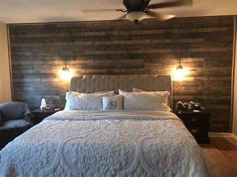 20+ Master Bedroom Wood Accent Wall – HomeDecorish