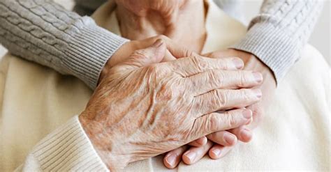 Caring for the Elderly: 6 Things to Remember - PapayaCare