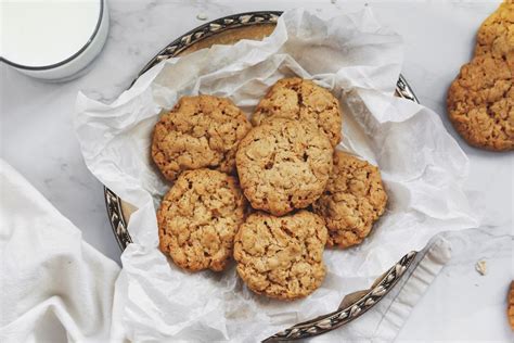 Easy British Hobnob Biscuit (Cookie) Recipe