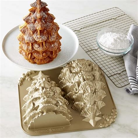 nordic-ware-tree-cake-pan-three-dimensional-williams-sonoma-holiday-christmas-katie-considers-blog