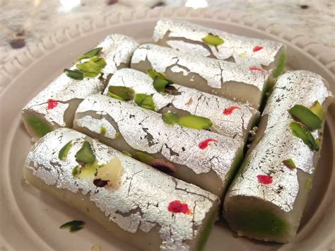 KAJU PISTA ROLL - Aditya Sweets