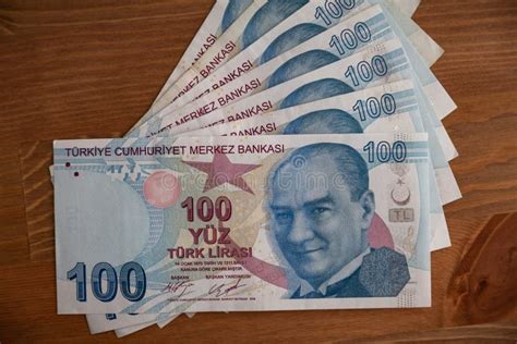 Bunch of 100 Turkish Lira Banknotes Stock Image - Image of trade ...