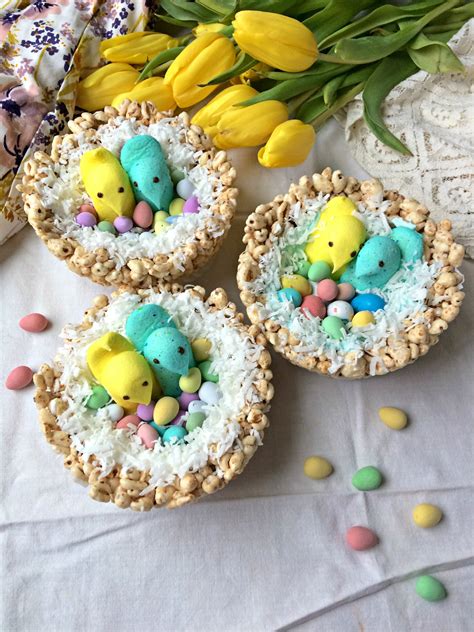 Easy & Edible Rice Krispie Easter Baskets