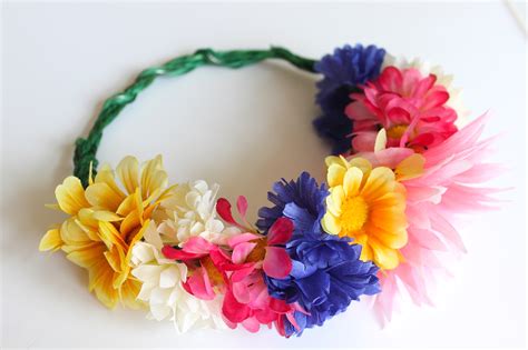 DIY Floral Crown - Amidst the Chaos