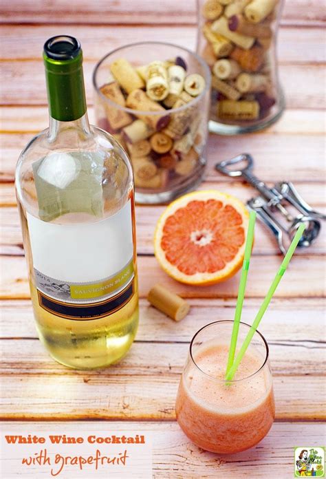 White Wine Cocktail Recipes | This Mama Cooks! On a Diet