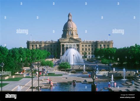 Alberta Legislature Building and Fountains, Edmonton, Alberta, Canada Stock Photo - Alamy