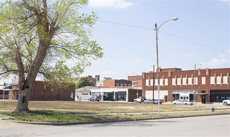 Downtown Pawhuska Vacant Commercial Lot- SOLD | Cross Timbers Land