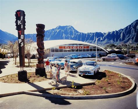 Hawaii on the Verge of Statehood: Color Photos, 1959