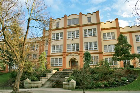 Vancouver Schools- Kitsilano Senior Secondary - National Trust for Canada