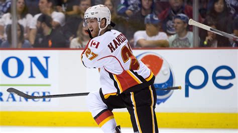 Dougie Hamilton trade makes clear problems persisted in Calgary