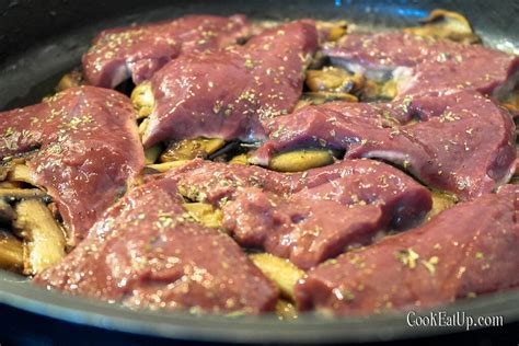 Beef liver with mushrooms - Ηow to make it soft and juicy ⋆ Cook Eat Up!