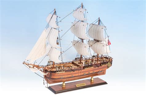 HMB Endeavour Model Tall Ship Boat Replica Completed Handcrafted Model Ship Captain James Cook ...