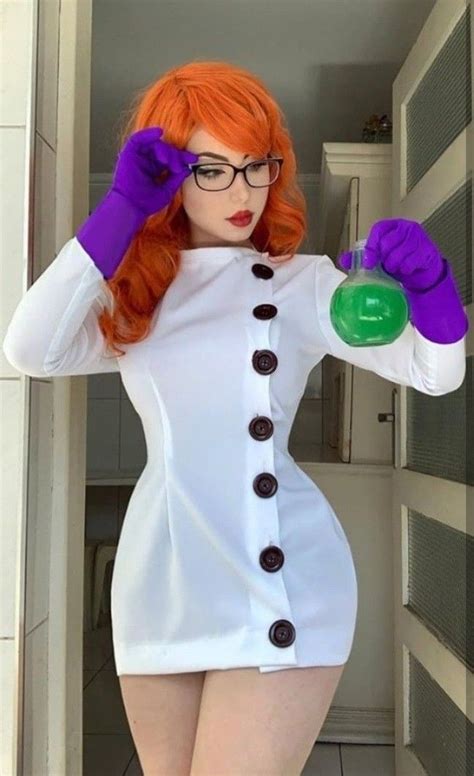 Cartoon network 90s babies Dexter's Laboratory cosplay | Cosplay outfits, Cosplay woman ...