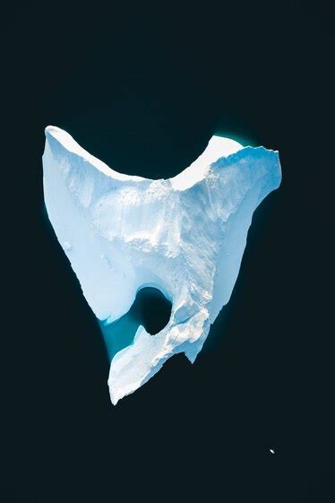 A photographic eulogy for Greenland's departing icebergs