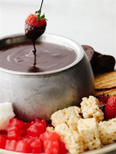 Creamy Chocolate Fondue Recipe | The Recipe Critic