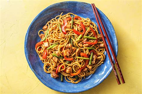 Chicken Chow Mein Noodles Recipe | HelloFresh