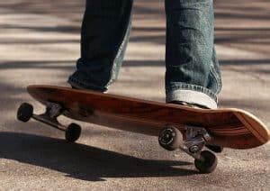 13 Essential Longboarding Tips for Beginners