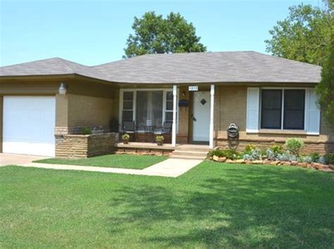 Houses For Rent in The Village Oklahoma City - 40 Homes | Zillow