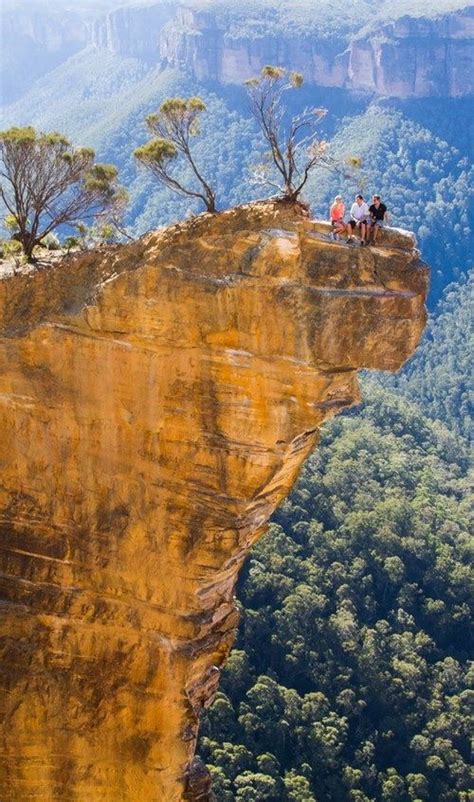 Australia's Hanging Rock, Victoria Australia | HoHo Pics