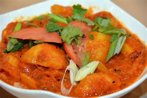 Siliconeer | Aloo Masala: Staple Spicy Potatoes