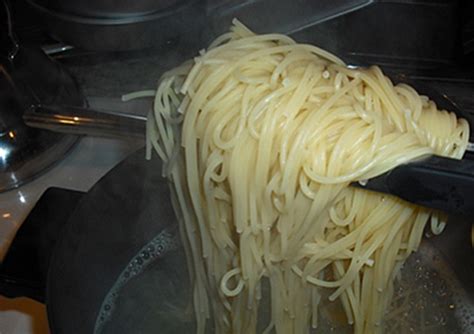 Culinary Alchemy: "Creamed" Spinach Pasta - Spaghettini with Mascarpone ...