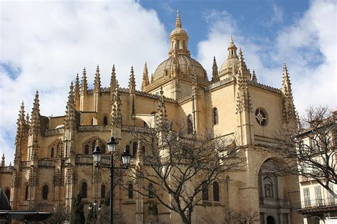 HD wallpaper: segovia cathedral, building exterior, built structure ...