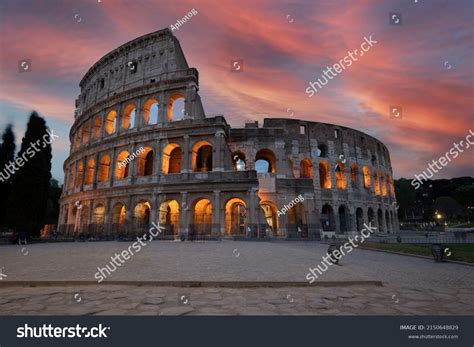 Roman Colosseum At Night Wallpaper