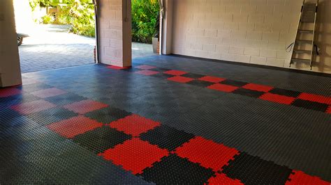 Garage Flooring - Interlocking PVC Tiles | Garage floor, Interlocking ...