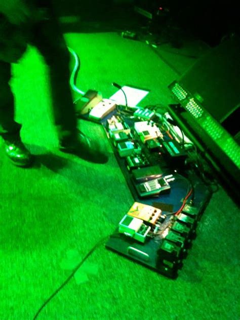 Justin Chancellor - Tool (Pedal Power 2 Plus) | Justin chancellor, Pedalboard, Justin