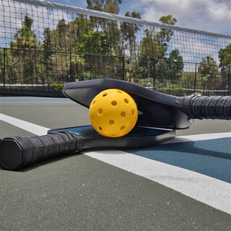 Best Pickleball Paddles Under $100