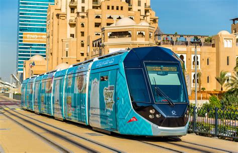 Palm Jumeirah's Dubai Tram | The Palm Monorail