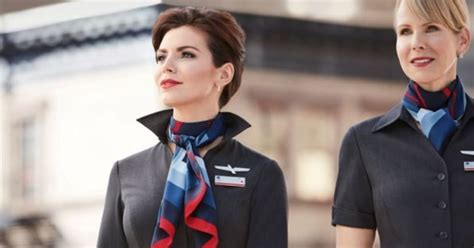 American Airlines, le hostess si ribellano alle nuove divise: "Ci fanno ...