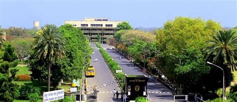 Guru Nanak Dev University (GNDU) Amritsar -Admissions 2023, Ranking ...