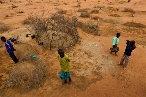 Famine strikes Eastern Africa - NBC News