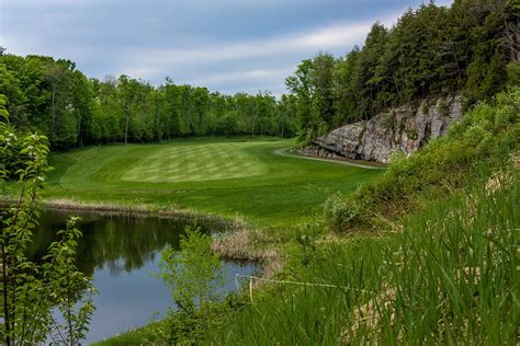 Golf Deerhurst Highlands | Active City Travel