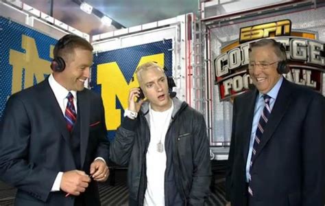 Eminem Previews “Berzerk” Music Video In Awkward Interview ...