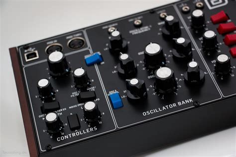 Keys & Synths - Test: Behringer Model D | Recording.de