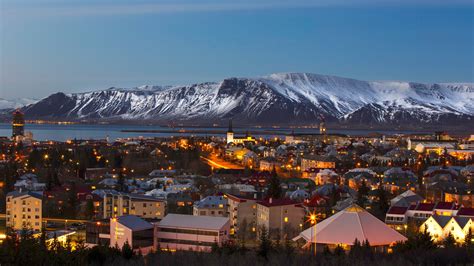 Reykjavik cityscape and the Mount Esja - backiee