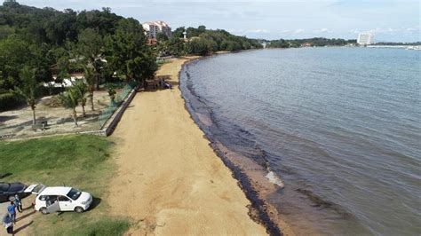 3 kilometer Pantai Cermin yang tercemar sisa minyak ditutup untuk pembersihan - Utusan Malaysia