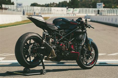 Custom Ducati 999 "Black Edition" Looks as If It Hails From the Darkest Pits of Hell - autoevolution