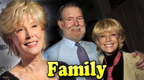 Lesley Stahl Family With Daughter and Husband Aaron Latham 2020 ...