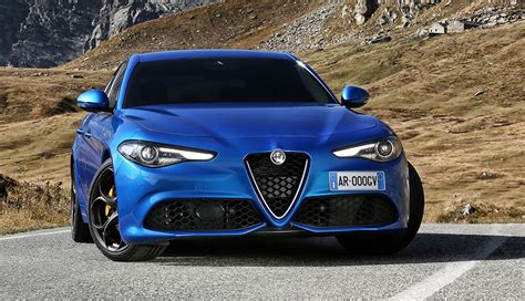 Alfa Romeo: Giulia-Coupé mit Hybrid-Technik aus dem LaFerrari geplant ...