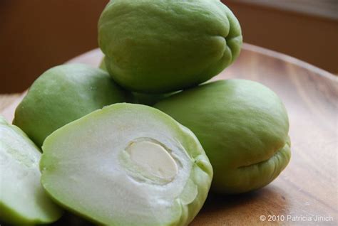 Chayote Squash | Chayote squash, Chayote recipes, Patis mexican table