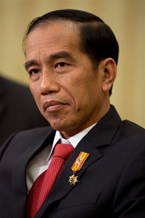 Indonesian President Joko Widodo orders police to shoot drug dealers to tackle 'narcotics emergency'