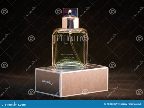 Calvin Klein Eternity editorial stock image. Image of parfum - 18353839