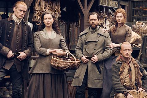 What Will Happen in 'Outlander' Season 6? Cast Tease 'Jam-Packed' New ...