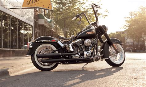 Softail Deluxe - Showing Softail_Deluxe_170513_7.jpg