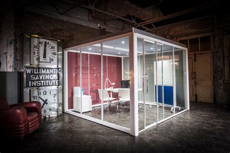 Meeting Pods | Convenient Office Meeting Spaces | Free Standing ...